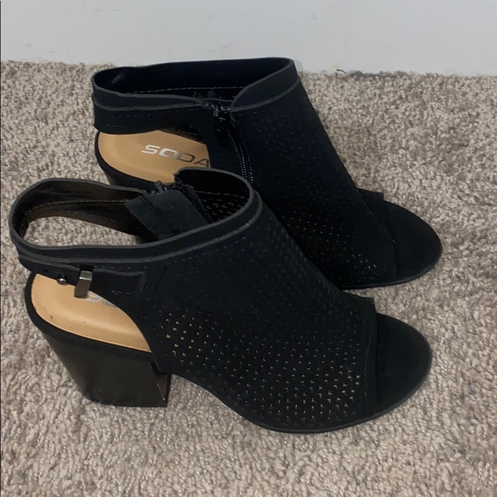Soda heels